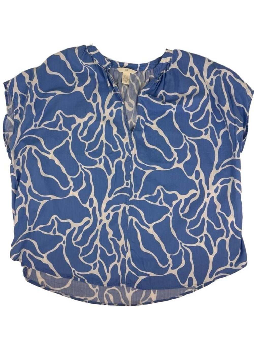 H&M Blue and White Bohemian Abstract Print V-Neck Blouse Size XXL